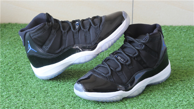 Authetic Air Jordan XI 11s Retro Space Jam